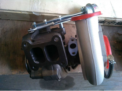 Турбина (Турбокомпрессор) D12 A7 миксер HOWO A7 VG1034110120 фото 1 Хабаровск